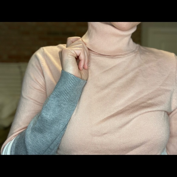 NWT Pink Calvin Klein Turtleneck Sweater Size M - Picture 5 of 7